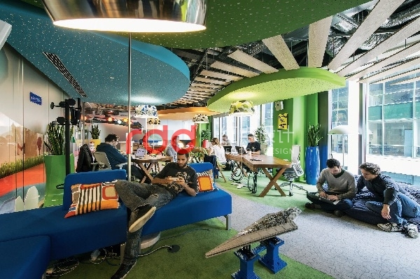 德國柏林 Google 辦公室設計，用夢幻來形容再貼切不過了-0.jpg