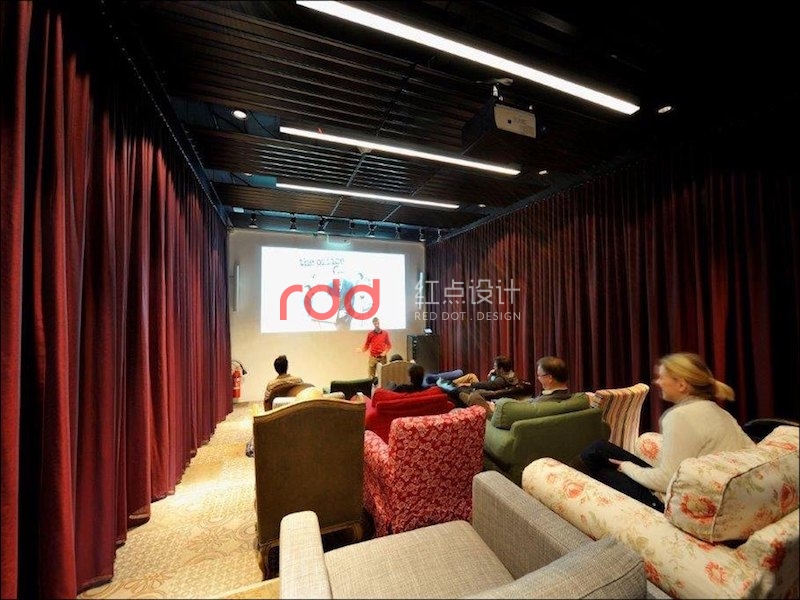 為什么Google辦公室設計如此令人向往：累了可以在浴缸里休息，爽爆天！-20.jpg