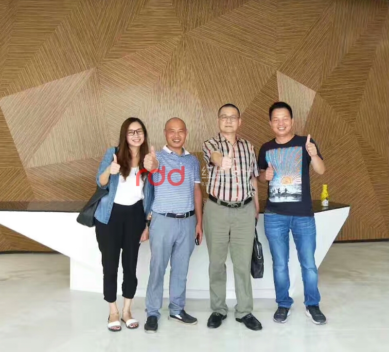 中星集團來中山職院雙創中心辦公室裝修設計項目對工程驗收，對工程質量贊賞-1.jpg